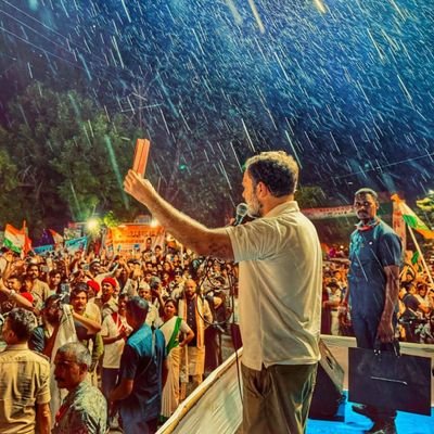 Socio-Political Activist | Engg Student|
supporter @Congress @iyc | Connecting with secular people |work in indian railway |Die with memories, not dreams😎 |