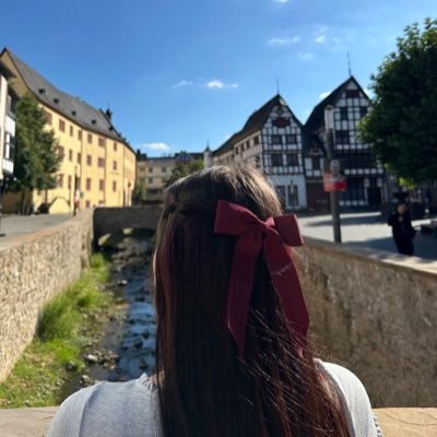 linimauss's profile picture. ✨