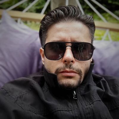 nalsraplaw's profile picture. Trabzonspor aleminin derinliklerinde varlığını süren bir sızıntıyım. 💍