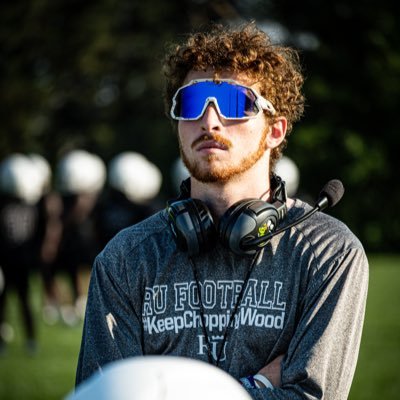 CoachWintersRU's profile picture. WR’s Coach @RockfordUFB
#Puttheballdown