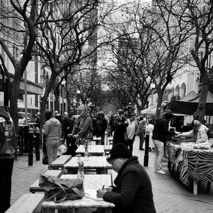 touspeuple's profile picture. 