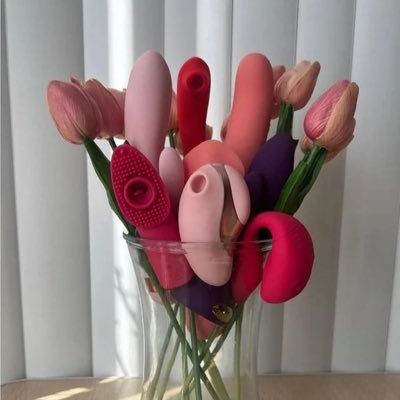 Dr_Poundtown's profile picture. Level 35 | No BS 💯| Good Vibes Only ☺️ | NSFW 🔞