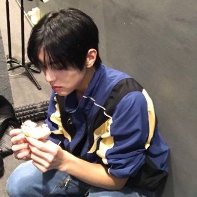 히나 Profile