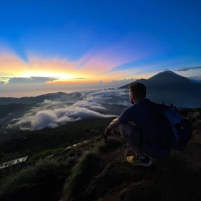 Satoshi's dreams come true on Ergo. Энтузиаст. Люблю майнинг, крипто, запускаю сервисы. Акита Китсунэ и абиссинец Поттер всегда рядом. Живу полной жизнью 🎾
