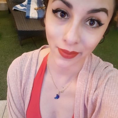 MonCruzC's profile picture. Los sueños que tengo en Venus son tan reales que me cuesta saber que no vivo ahí ✨🌙