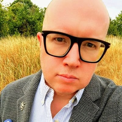 Global Legal Finance Manager //
@FGAEngland Director/Board Member //
@dartfordfc Supporter //
@pedhamplace FootGolf Club //
@jacobanderson Music //