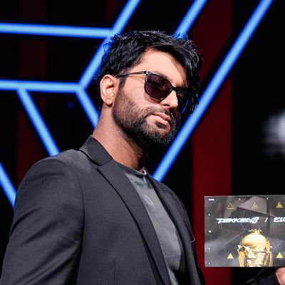 🇬🇧🇪🇺🇵🇰 On a journey to discover the WORLD of Tekken. TEKKEN Commentator | Attorney | Director @MirageOrgAE | #RBGoldenLetters | hf1992@hotmail.com