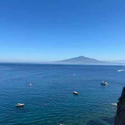 DorisGalloway11's profile picture. Vinovinovino