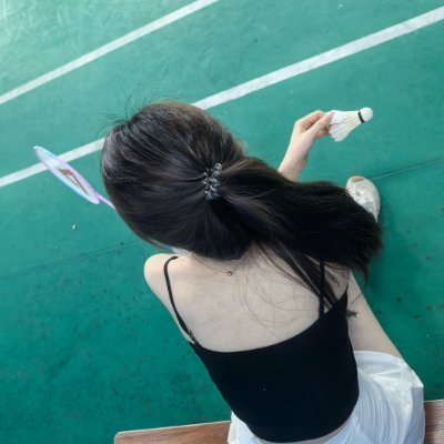 ebruu547's profile picture. Mood: Unbothered & glowing