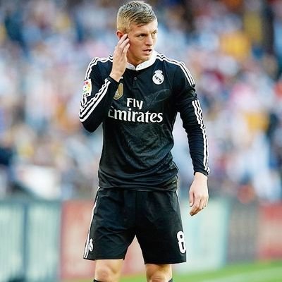 FAN ACCOUNT: Real Madrid 🤍, Cristiano 🇵🇹, M.Schumacher 🇩🇪, Ferrari 🇮🇹. Buena onda siempre (o casi). #D4mnElon