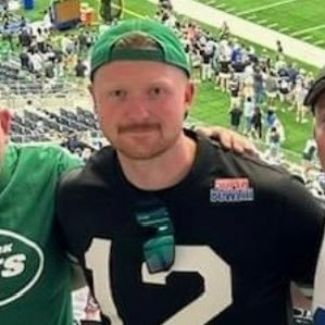 @JetNation Contributor. Jets Season Ticket Holder since ‘99. Washed up D3 OL. Born into this Jets life.