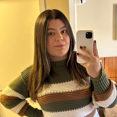 nutricionista, cristã, comentarista de bbb e aspirante a blogueira