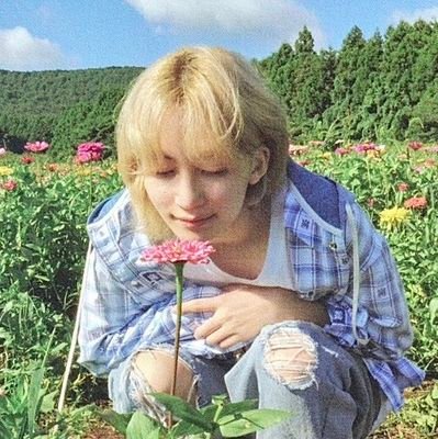 thank you for the love that doesnʼt make me feel lonely, seventeen.