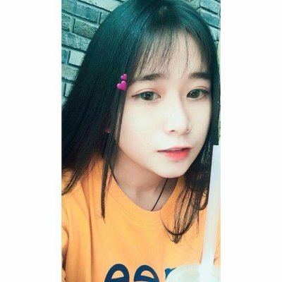 YQqxWaters903's profile picture. Kind wanderer, Kind about art.