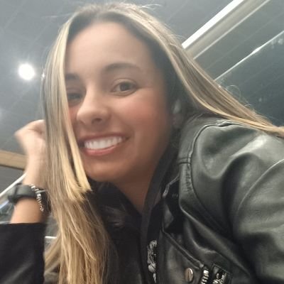 Jhovanna3191's profile picture. ¡Toda decisión lleva una renuncia y toda renuncia lleva a una radicalidad!