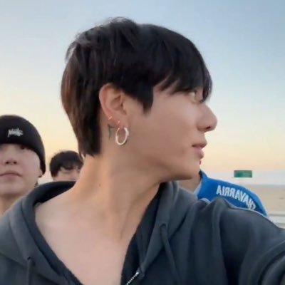 ࿐ ࿔*:·˚ this user is 𝑖n 𝓵ove 𝑤ith ( @thv ) ♡ ⠀ ⠀ ⠀ ⠀ ⠀ ⠀ ⠀ ⠀ ⠀ ⠀ ⠀ #방탄소년단 : paved the way