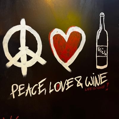 ActiveCitizen 🌍MrNorthBelfast⛰️SupportLocal🛍Athletics☘️AdoptASpot @isupportlhlh ♻️@WSETschool🍷Ambassador @Bfastmenshealth❤️LookNorthFestival 🎭NoConvoFluff🤘