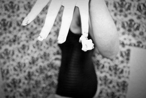 LindseyGalan's profile picture. Late nights, wigs, and self loathing