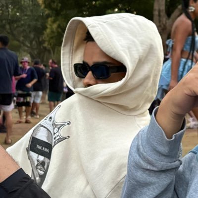 Gabriellnota's profile picture. 19y ❤️🖤