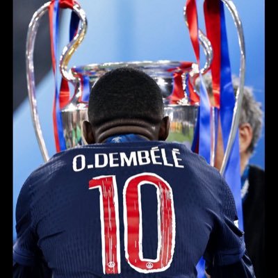 RicoAdem's profile picture. . #Esclave des impôts. ☀️