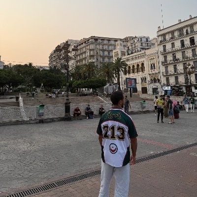 Frantz Fanon. Marek Edelman. Abane Ramdane. Bourgeoisie hate account.
Anti-impérialiste. De la Mer au Jourdain. 🇵🇸🇩🇿 🇪🇭
No DMs.