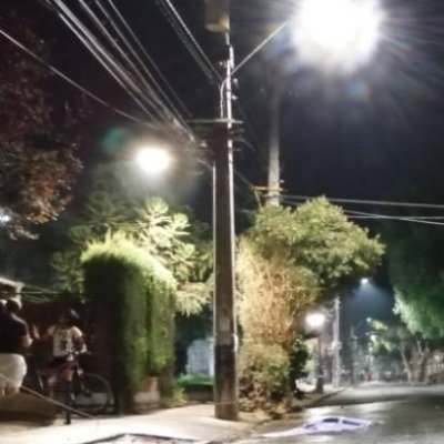 Cuenta creada con la finalidad de reportar casos de extrema urgencia para los vecinos de la comuna.
Contacto: alumbradopudahuel@gmail.com