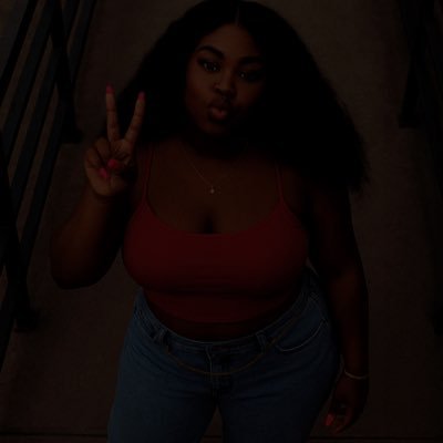 pearlsemenyo69's profile picture. Child of Grace💙💙Liquorose lover 📌 📌 4life🥃🌹