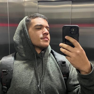 luanmachadoyt's profile picture. 🤍🖤 | Corinthians