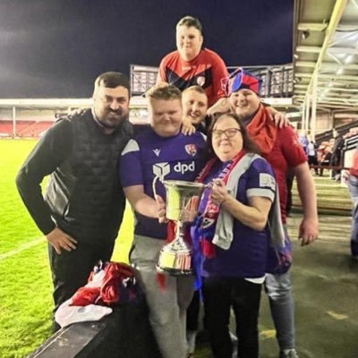 Follow Hinckley AFC home and away ❤️💙… Grounds visited: 136 🏟️⚽️ #HinckleyTilliDie #LCFC #LCWFC