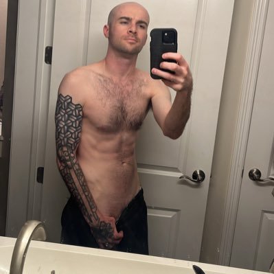 noname12454's profile picture. 7” dick Bi dude in Colorado OF: https://t.co/bLetRaTpmd