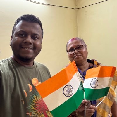 🎶 Professional Music Artist | 🇮🇳 Nationalist | Pro-Hindu | Standing against pseudo-feminism & wokeism | Harmonizing music with beliefs. 🕉️ RT Personal!