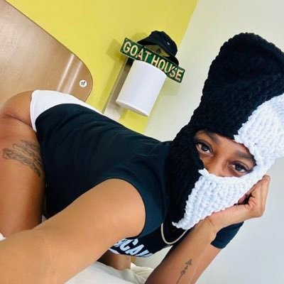 Feetsfrsoul's profile picture. feet’s only 🦶. $40 DM fee . 🚫💵? 🚫 expensive -  cruel spending  or be blocked . ONLY FEETS DMS  for customs