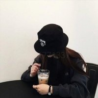 mimika (@mimika1771337) 's Twitter Profile