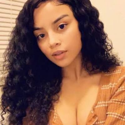Collinsbet76351's profile picture. Hi Guys I'm collision Betty ❤️❣️♥️