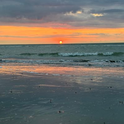 Cladlvx_'s profile picture. 