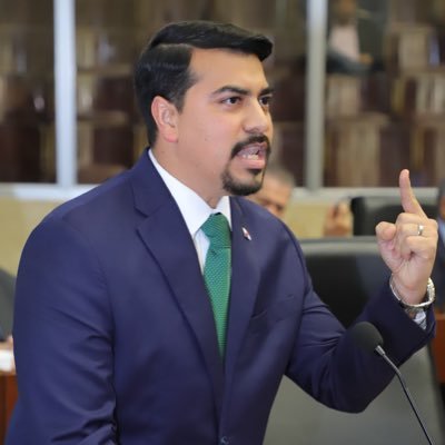Diputado Independiente de la República de Panamá | Circuito 4-1 David, Chiriquí | Esposo | Padre | Abogado | Orgullosamente chiricano 🟥🟩 y panameño 🇵🇦