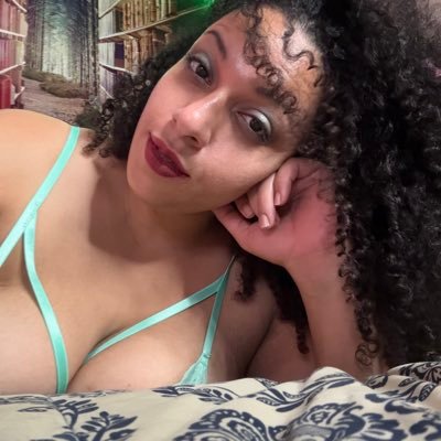 Entertainer of adults, brightener of days, and the SWEETEST of your addictions. ~bbw femdom Goddess