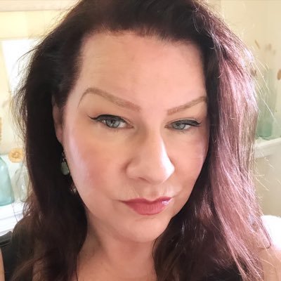 Personal acct || For hire: Ghostwriter & Book Editor || SF Giants fan/Mom/Antifa/Fashionerdsta™ | Use your power for good or get bent