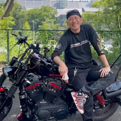 モトブログ YouTube Jack Ch. のおぎです👆 毎週木曜日 19:00 更新‼️ 愛車はHarley-Davidson Forty-Eight相方はエリミネーター乗り。◉小型船舶1級◉Diving license 兵庫県宝塚市出身 東京在住 宜しくお願いします!!無言フォロー失礼します。