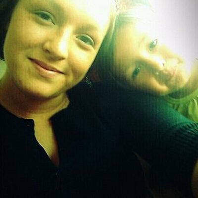 Profile Picture of Cassandra (@CassieZeller14) on Twitter