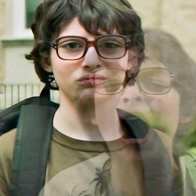 zenitsuofshed's profile picture. ziziya | 15 yrs old | sh relapse | Insomnia | bmi 20 | ☆