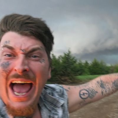 🥔taters n naders yall🌪
Chasin Chaos Storm Team-Live Storms Media- Live Storm Chasers - TDSR - CNR
🌪️Ganolvsgi Agasgi🌪
https://t.co/SvhChpJqaL