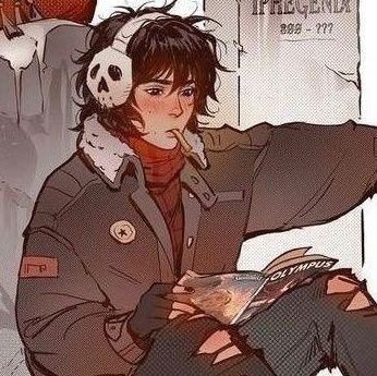nunca prometi coerência | Nico di Angelo #1 fan