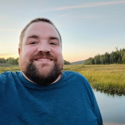 Child of God. Sunday School teacher. Cashier. I enjoy walking, nature, fishing, podcasts and books.
Born in ME (USA), lived in NB (Canada), now back in ME.