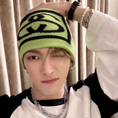┌ ★ ateez, big bang, jayvik, dmc, cod, iwtv e outras coisas aí