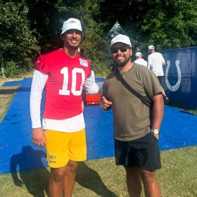duhGenie's profile picture. Never go with the flow, be the flow. Hello World 🌍 #GoPackGo🧀 9-9-9 🌭🍺🥇