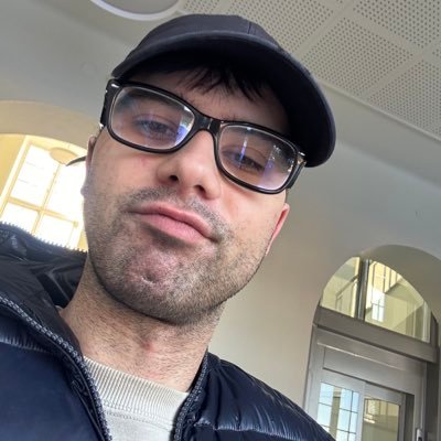 Liamsteen22's profile picture. 