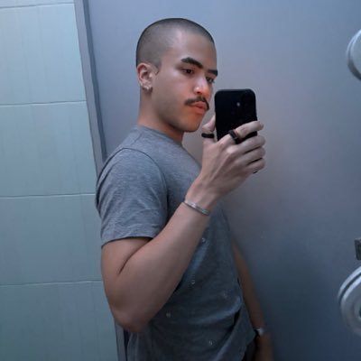 RATST4R_'s profile picture. 5’?