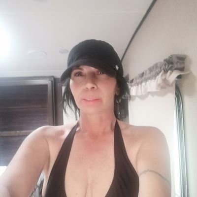 Beverlynewlife's profile picture. Willing to learn