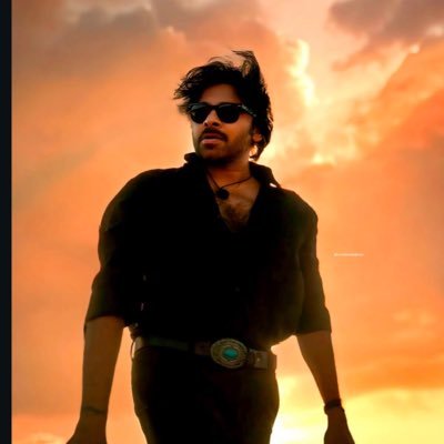pspkuniverse_'s profile picture. ikkada aa hero bayata oddu kadhu andharu mana olu aa @pawankalyan #prabhas @alwaysramcharan